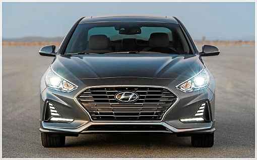 Sexta geração do Hyundai Azera chega ao Brasil por astronômicos R$ 269.900, muito mais caro que concorrentes diretos como Ford Fusion, Honda Accord e Toyota Camry