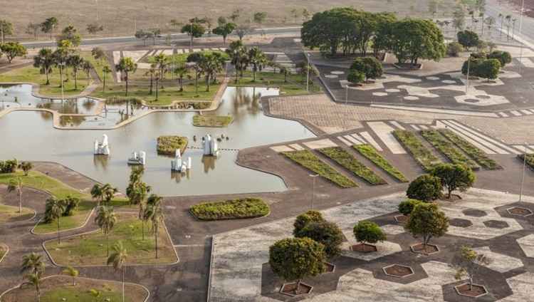 Jardim da Praça dos Cristais