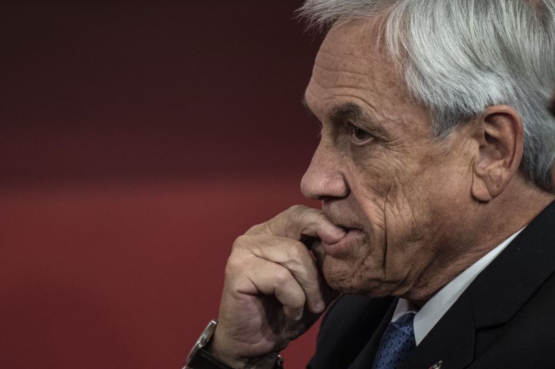 O presidente chileno, Sebastián Piñera, anunciou que proibirá o ingresso no Chile de mais de 100 venezuelanos ligados ao governo de Nicolás Maduro