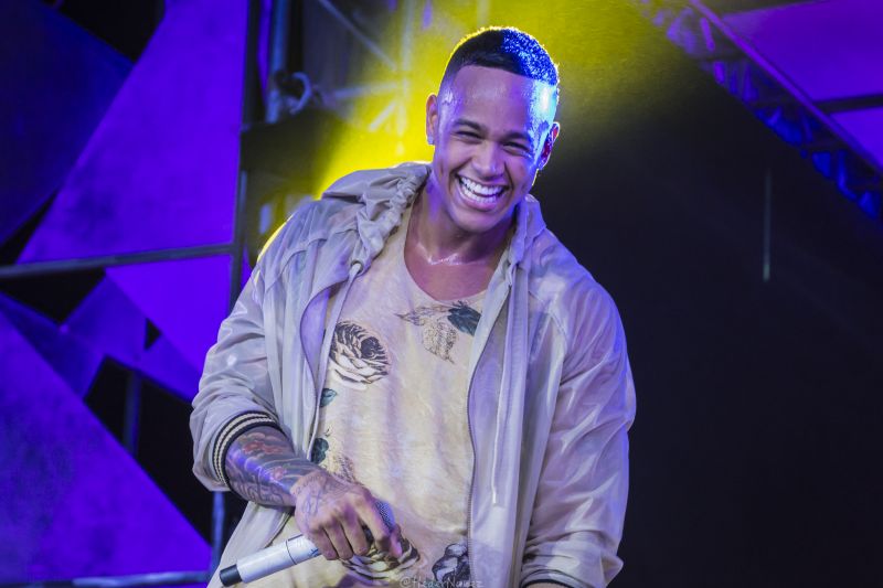 As vítimas, segundo o cantor, seria Gustavo e Nabo