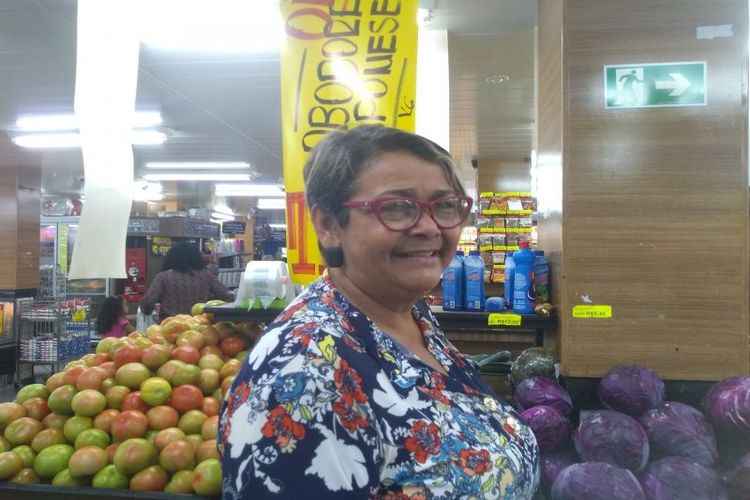 Zenilde Oliveira gastou tanto no supermercado em junho, que está sem coragem de fazer compras neste mês