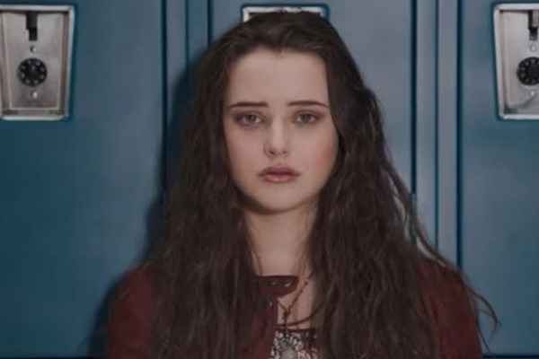 Cena do suicídio de Hannah Baker é retirada da série ''13 Reasons Why''