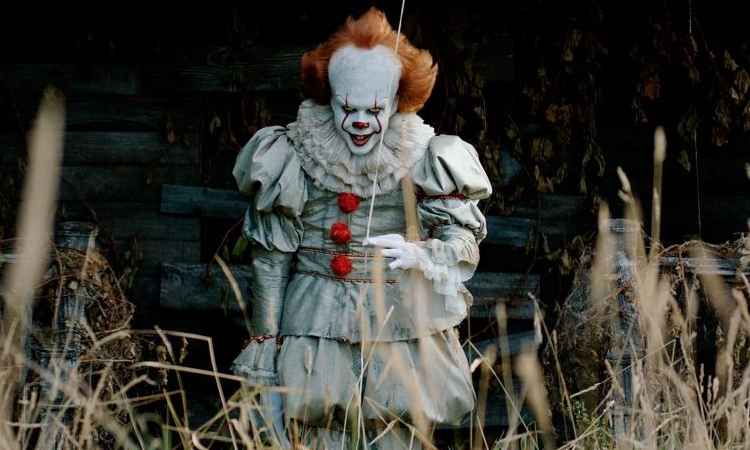 Pennywise andando