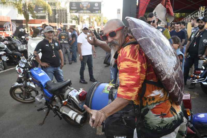 O peruano Pedro Celiz rodou 5 mil km da sua cidade à capital brasileira