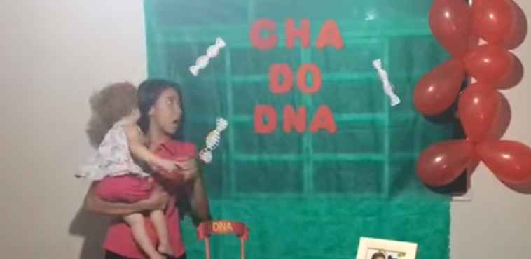 Cena do vídeo Chá do DNA