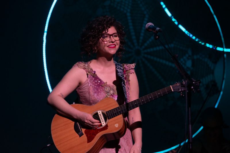 Roberta Campos é outra atração desta quinta-feira (25/7) do Na Praia