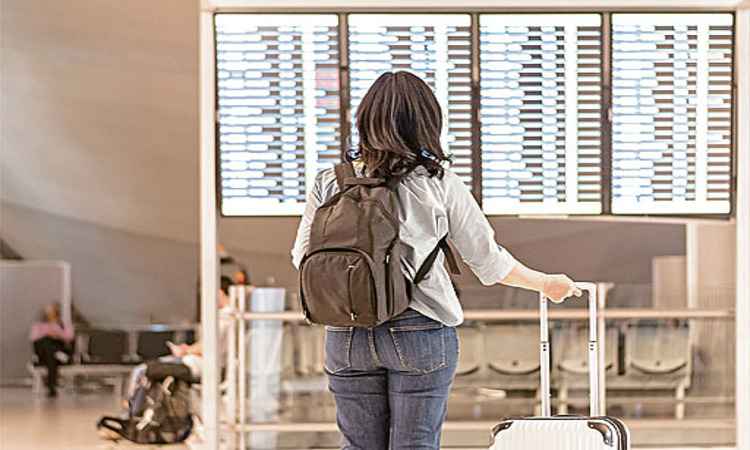 Aeroporto de Guarulhos (Cumbica), na Grande São Paulo: maior terminal internacional do país e principal ponto de passagem dos turistas