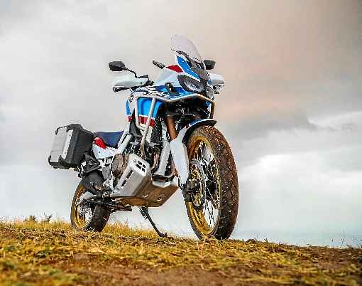 Modelo 2020 da aventureira foi renovado, ganhando mais potência, torque e eletrônica. Versão Adventure Sports conta com novas suspensões