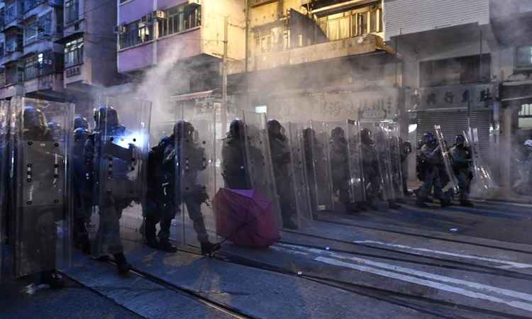 Protestos vêm acontecendo em Hong Kong desde a semana passada