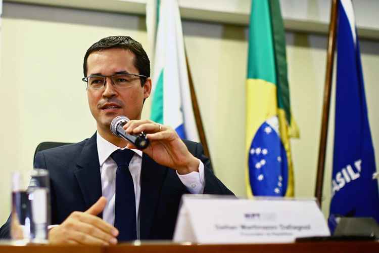 Ministros articulam afastar o procurador das funções de coordenação