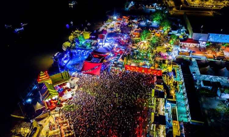 Entre os eventos que marcam o fim de semana está o Na Praia. Detran atua para organizar o trânsito e o estacionamento na região