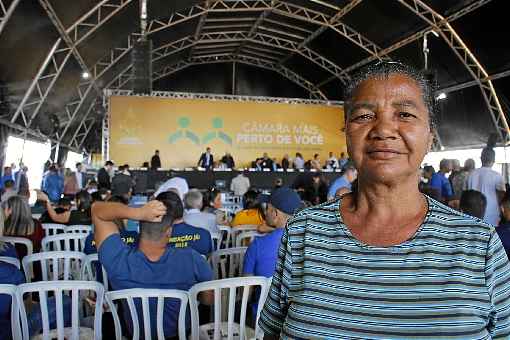 Para a doméstica Valdete Fernandes, a nova localidade precisa de investimentos em segurança, transporte, emprego e educação