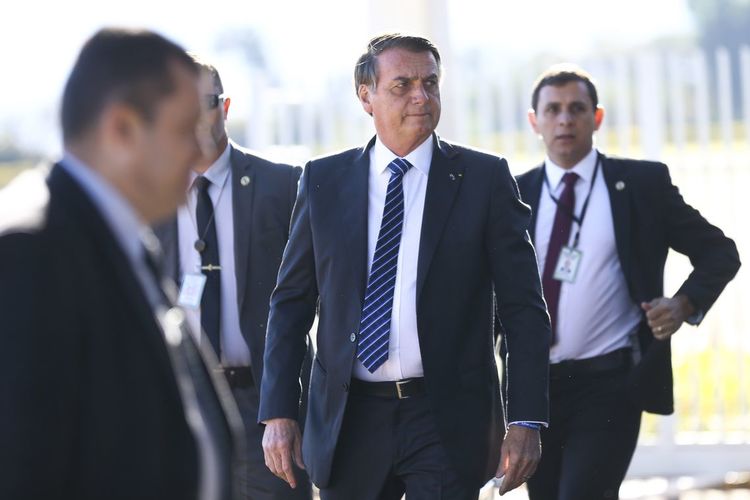 Bolsonaro analisará possíveis vetos a projeto de abuso de autoridade