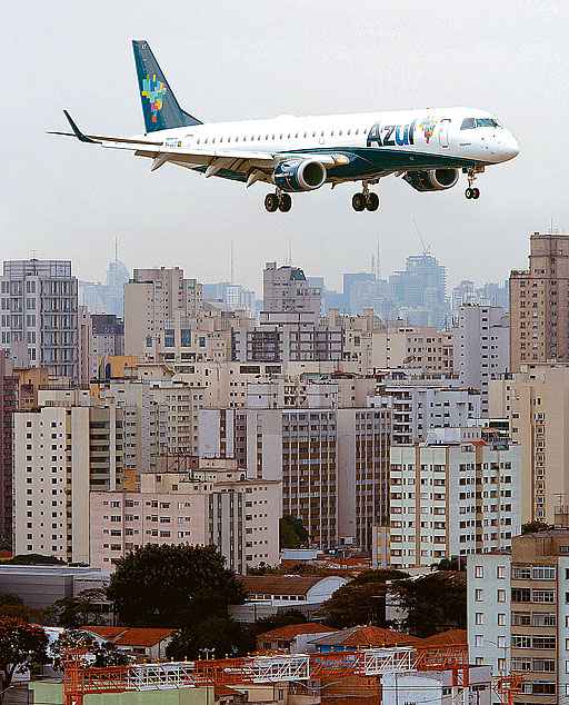 A companhia aérea passa a operar 34 slots - 15 herdados da Avianca Brasil e 19 realocados de voos de Porto Alegre e Curitiba