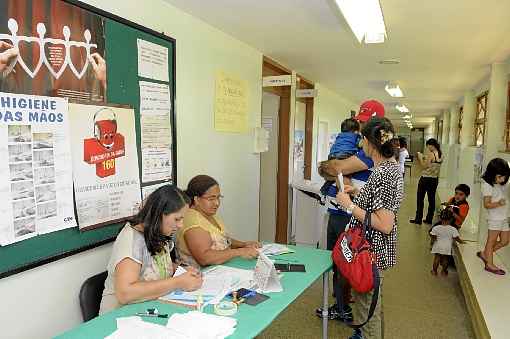 A tríplice viral, vacina que garante a imunização contra sarampo, caxumba e rubéola em crianças de 1 ano de idade