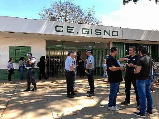 Entrada do Centro de Ensino Gisno, na Asa Norte: 57,66% dos eleitores votaram contra a gestão compartilhada, proposta pela Secretaria de Educação