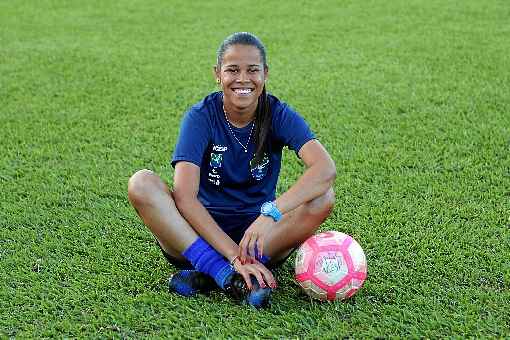 A meia corintiana Victória Albuquerque iniciou carreira no Minas/Icesp