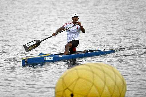 Dono de uma vaga nas Olimpíadas de Tóquio, no ano que vem, Ezequias conquistou ontem o título brasileiro na prova do C1 1.000m