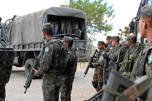 Categoria não entrou na reforma da Previdência, mas está em projeto apartado, condicionado a contrapartidas generosas