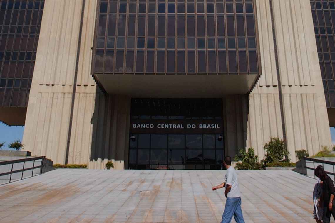 Essa medida foi definida na reunião do Conselho Monetário Nacional, no último dia 29