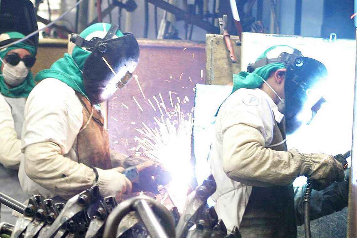 A perda acumulada no período chega a 1,2%, segundo dados da Pesquisa Industrial Mensal