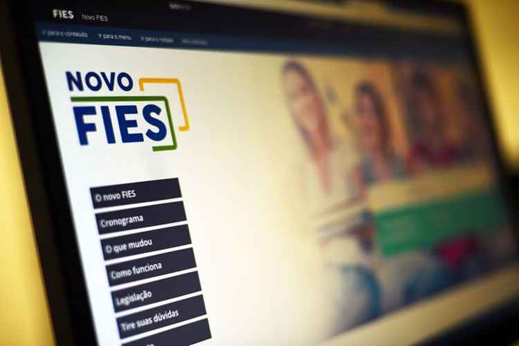 Até sexta-feira, as vagas disponíveis serão somente para as áreas da saúde, engenharia e ciência da computação, licenciatura e pedagogia. Depois, abrem as demais áreas