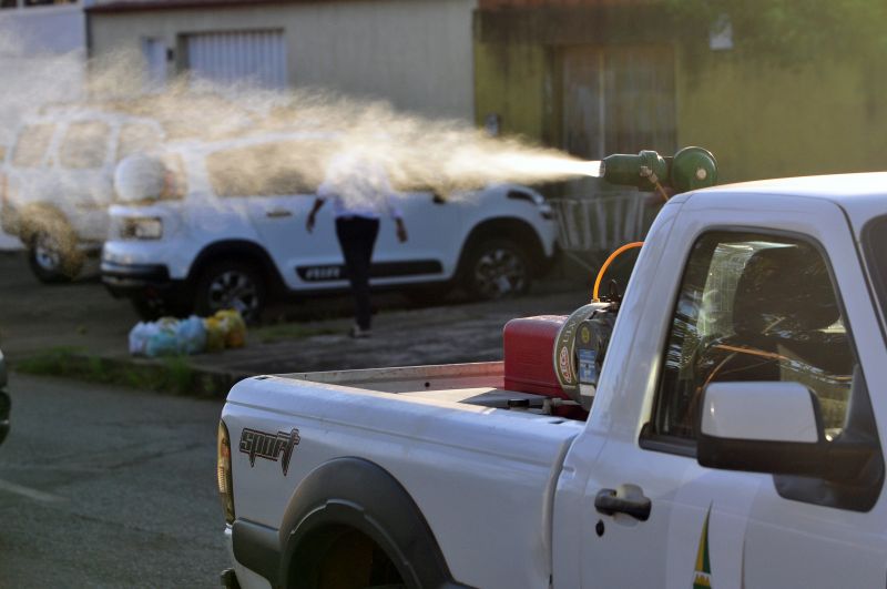 Fumacê de combate ao mosquito da dengue em Taguatinga