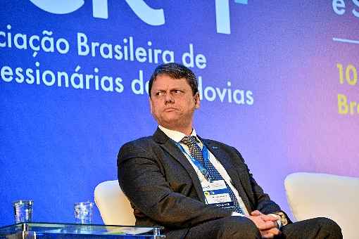 Tarcísio Gomes de Freitas, ministro da Infraestrutura: 