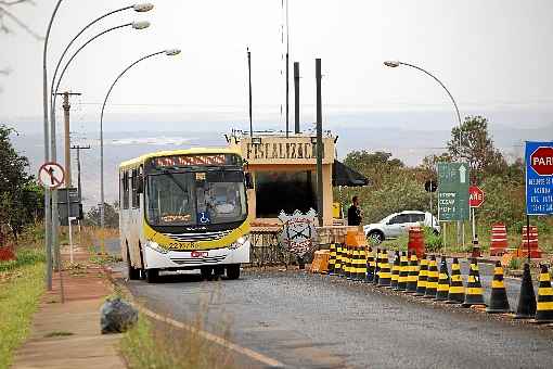 Linha que parte da Rodoviária do Plano Piloto leva famíiliares para visitas no Complexo Penitenciário