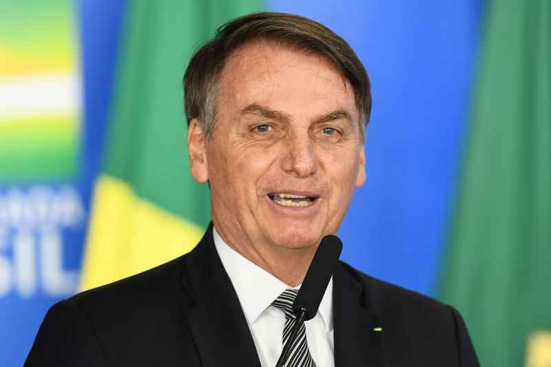 Bolsonaro levanta a possibilidade do Exército fiscalizar suposta atuação irregular da Vale