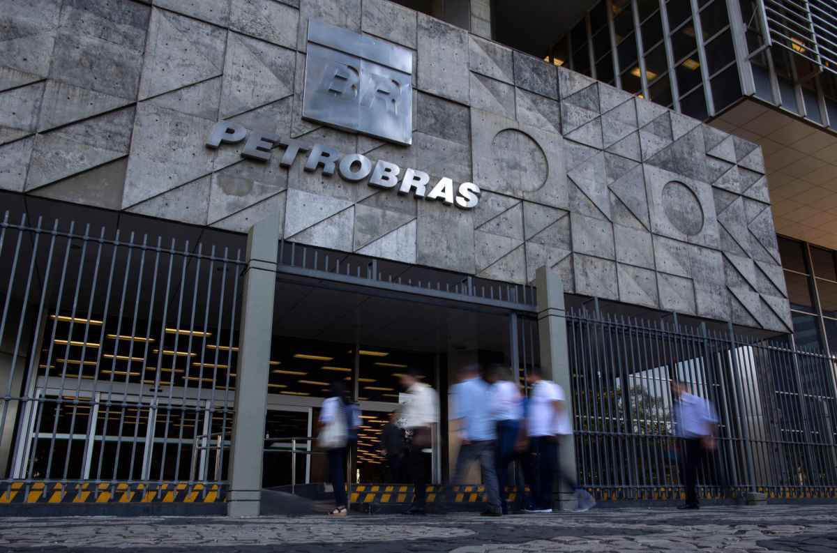 faixada da empresa petrobras