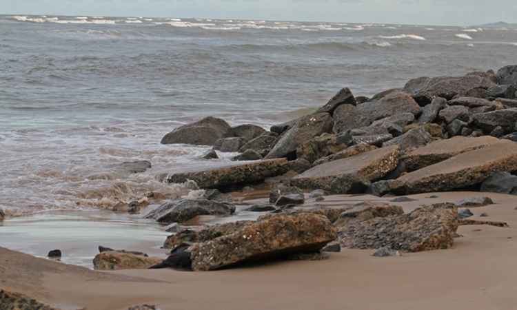 Mergulhadores foram encontrados por um barqueiro