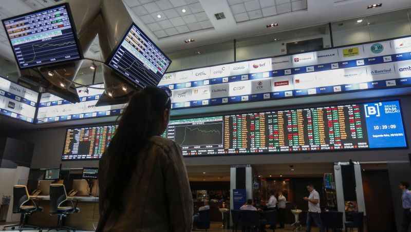 O lucro líquido da Vivara no primeiro semestre deste ano foi de R$ 186 milhões