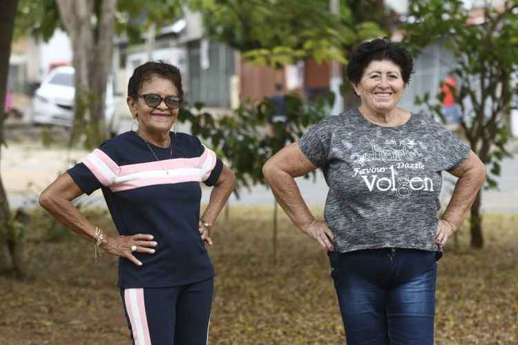 Projeto multisciplinar Prev-Quedas, em parceria com o Sesc, mudou a vida de Carmosina Francisca da Silva, 76, e Maria das Mercedes, 67: qualidade de vida