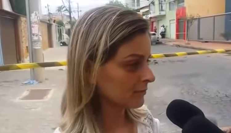 Luciana Mota dá entrevista após ter carro atingido por avião - (foto: Reprodução/ Youtube) Luciana Mota dá entrevista após ter carro atingido por avião - (foto: Reprodução/ Youtube)