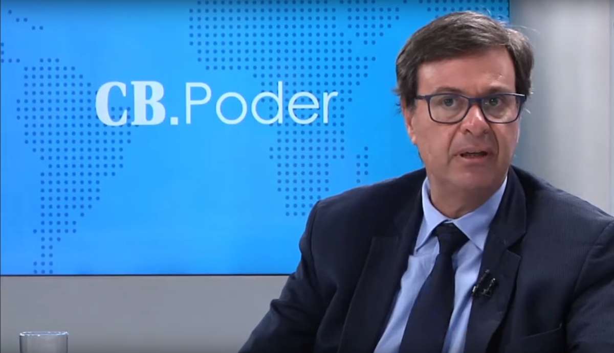 O presidente destacou que existia ausência na política de turismo no país, mas que isso estaria sendo resolvido com a entrada do novo governo - (foto: Reprodução/Youtube) O presidente destacou que existia ausência na política de turismo no país, mas que isso estaria sendo resolvido com a entrada do novo governo - (foto: Reprodução/Youtube)