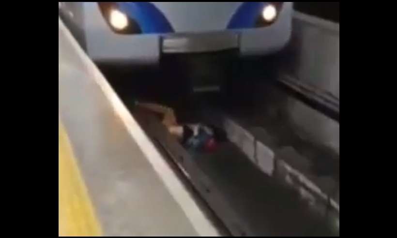 Homem cai nos trilhos do metrô de São Paulo - (foto: Reprodução/Youtube/Regional Press Oficial) Homem cai nos trilhos do metrô de São Paulo - (foto: Reprodução/Youtube/Regional Press Oficial)