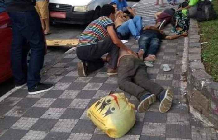 Moradores de rua envenenados em São Paulo - (foto: Polícia Militar / Divulgação) Moradores de rua envenenados em São Paulo - (foto: Polícia Militar / Divulgação)