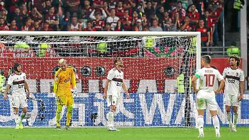 A desolação rubro-negra depois do gol do time inglês