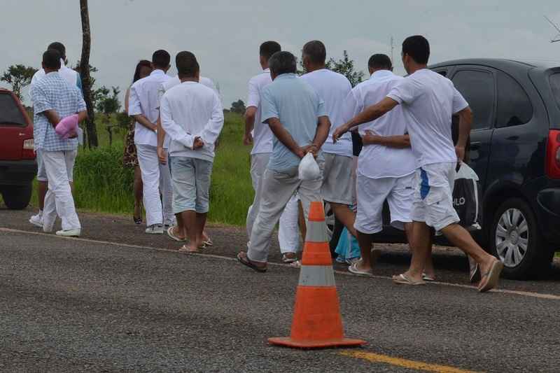 Uma das medidas cautelares que os beneficiados devem seguir é não ficar na rua depois das 18h