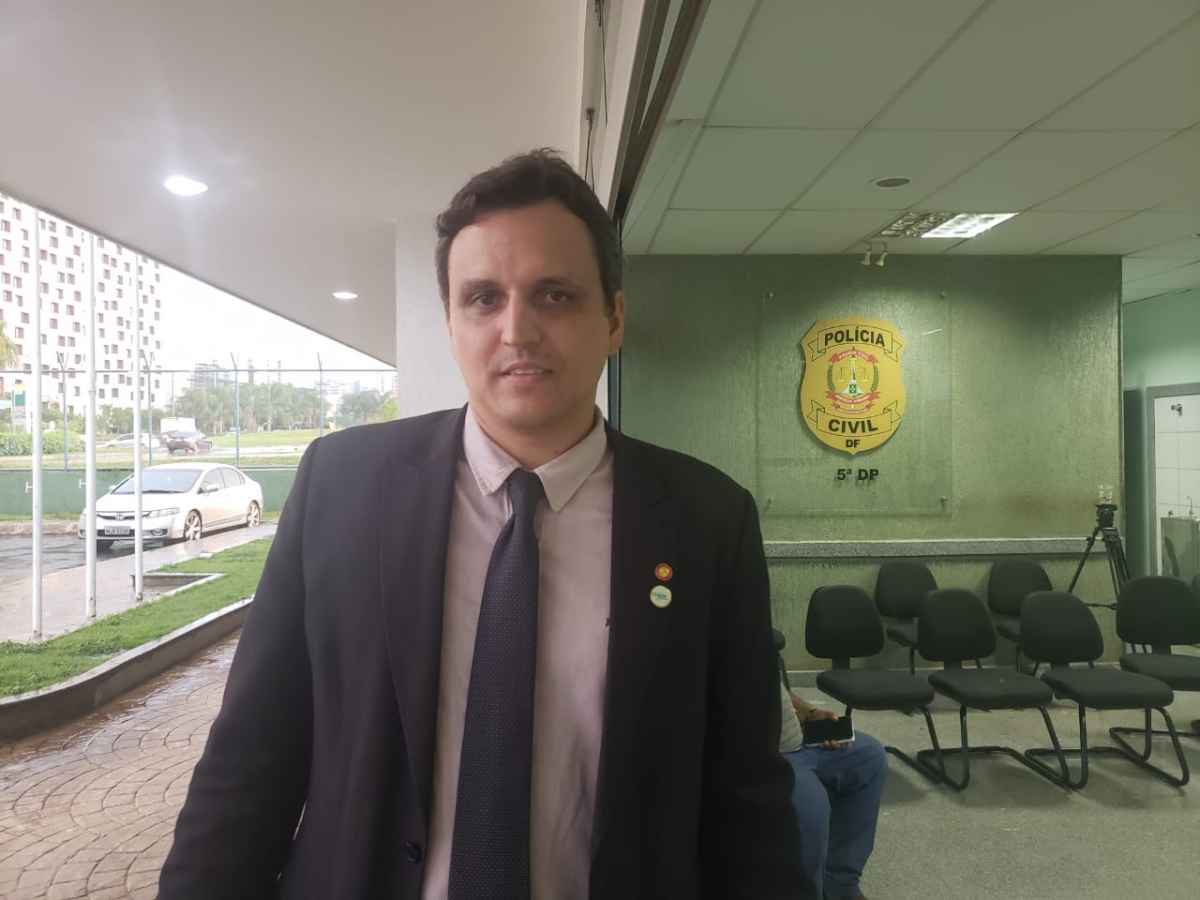 O advogado de defesa do condutor do Golf, Leonardo Resende, diz que cliente foi vítima de imprudência no trânsito