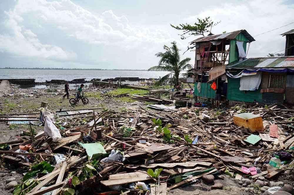 Tufão Phanfone nas Filipinas