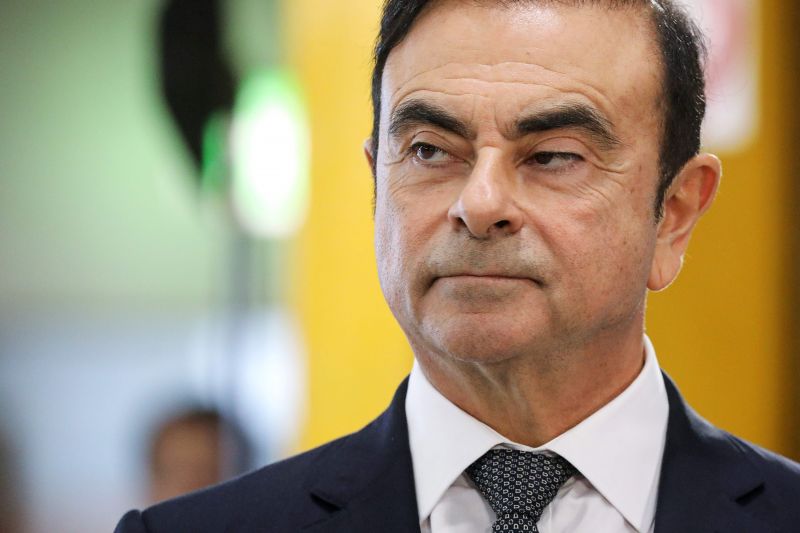 Ex-CEO da Renault e Nissan, Carlos Ghosn foge para o Líbano