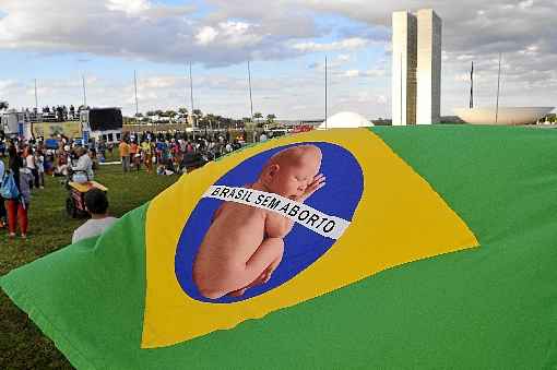 ManifestaÃ§Ã£o contra aborto: Bolsonaro diz que ONU quer liberar prÃ¡tica