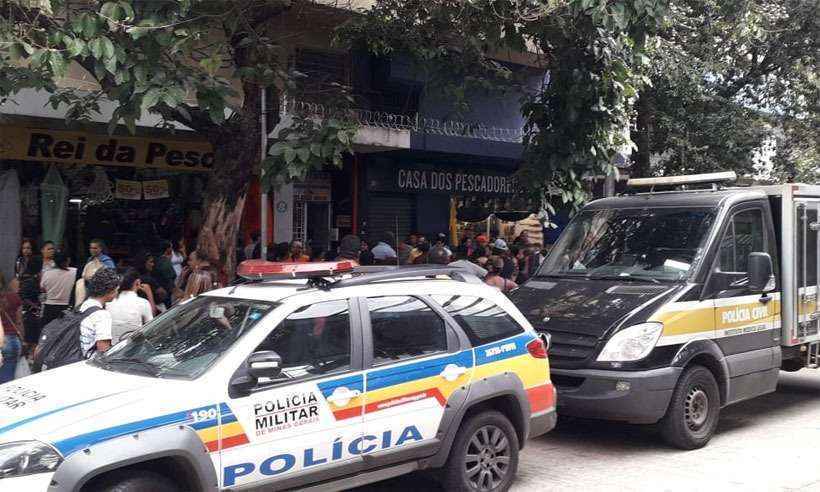 MovimentaÃ§Ã£o da polÃ­cia atraiu curiosos na Avenida ParanÃ¡ nesta manhÃ£