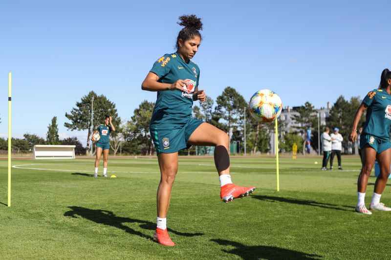 Cristiane sonha com os Jogos OlÃ­mpicos, mas tem sofrido com lesÃµes