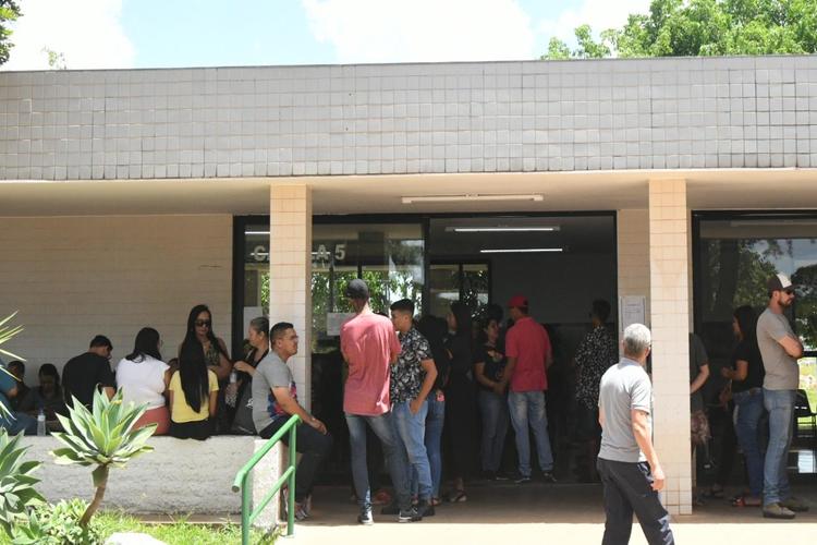 VelÃ³rio de Gabrielly da Silva Miranda, morta pelo marido, Leonardo Pereira dos Santos, na manhÃ£ de terÃ§a-feira (14/1)