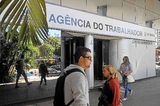 Atrasos  tÃªm sido notificados desde a segunda quinzena de dezembro, de acordo com a Secretaria do Trabalho