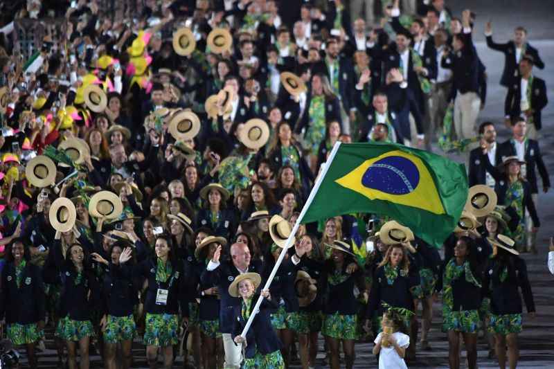 A pentatleta Yane Marques foi a porta-bandeira da delegaÃ§Ã£o verde-amarela nas OlimpÃ­adas do Rio, em 2016: neste ano, a competiÃ§Ã£o serÃ¡ disputada de 24 de julho a 9 de agosto