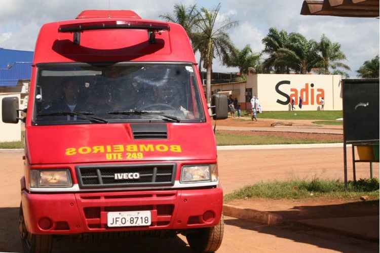 Corpo de Bombeiros atendeu a ocorrÃªncia Ã s 18h15